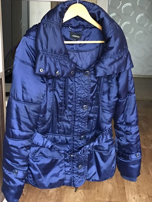 Жіночий легкий пуховик RESERVED