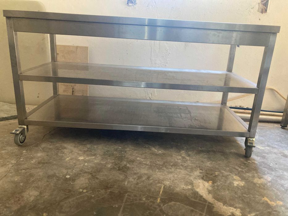 Bancada Trabalho Inox Eletrolux com Rodas e Prateleira 160x70x85cm