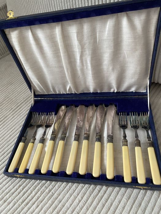 Zestaw sztucców Vintage