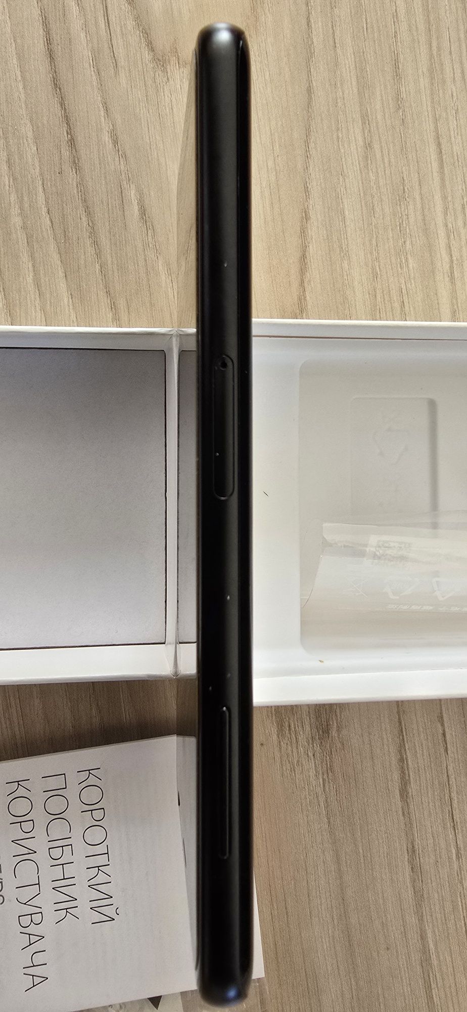 Телефон SAMSUNG  A8