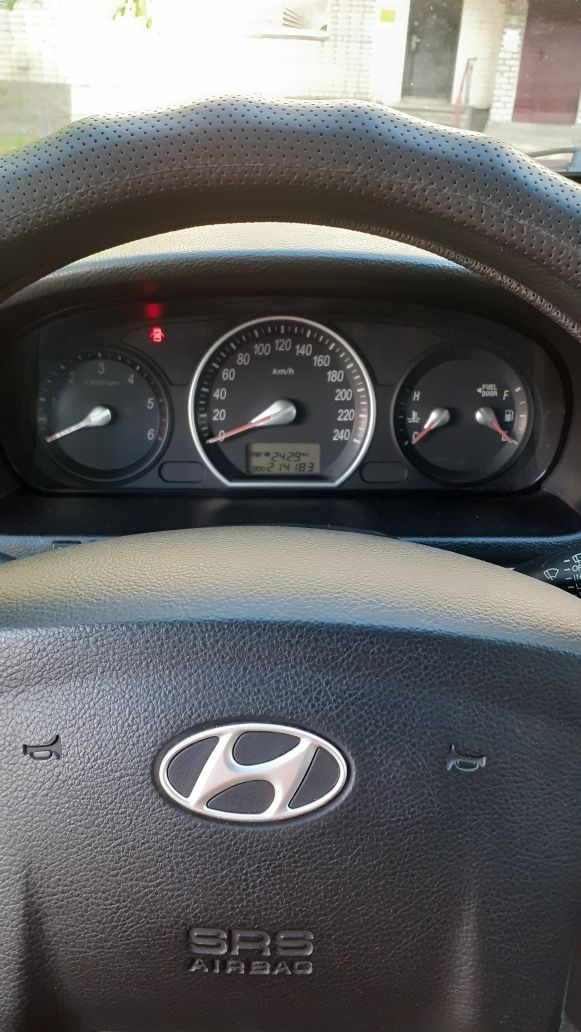 Продам Hyundai sonata