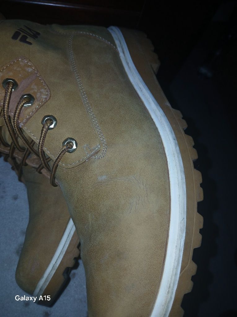 É bonito castanho da para o frio