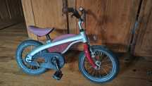 BMW kidsbike rowerek dziecięcy biegowy i z pedałami