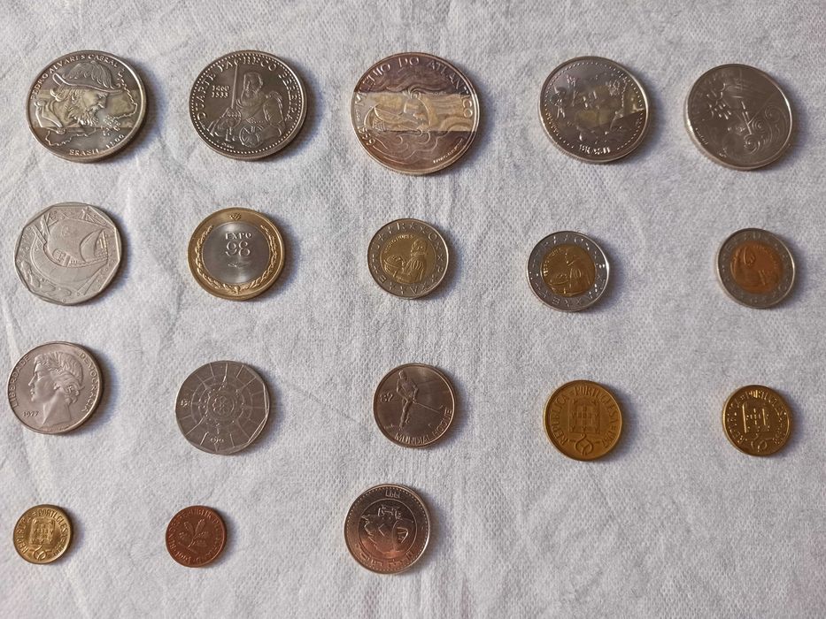 Venda de lote de 19 moedas