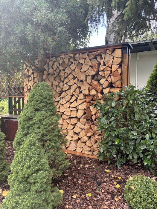 Drewutnia na drewno kominkowe