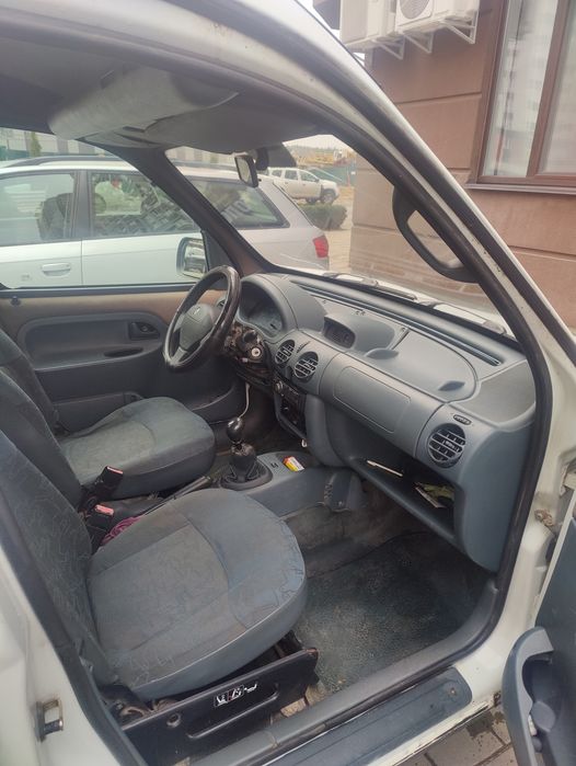 Рено Кенго дизель 1,9 турбо