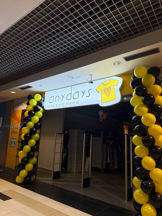 Reklama zewnętrzna • Kasetony • Litery 3D • Neony • Meble z logo