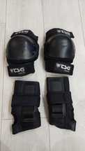 Ochraniacze TSG basic set black S