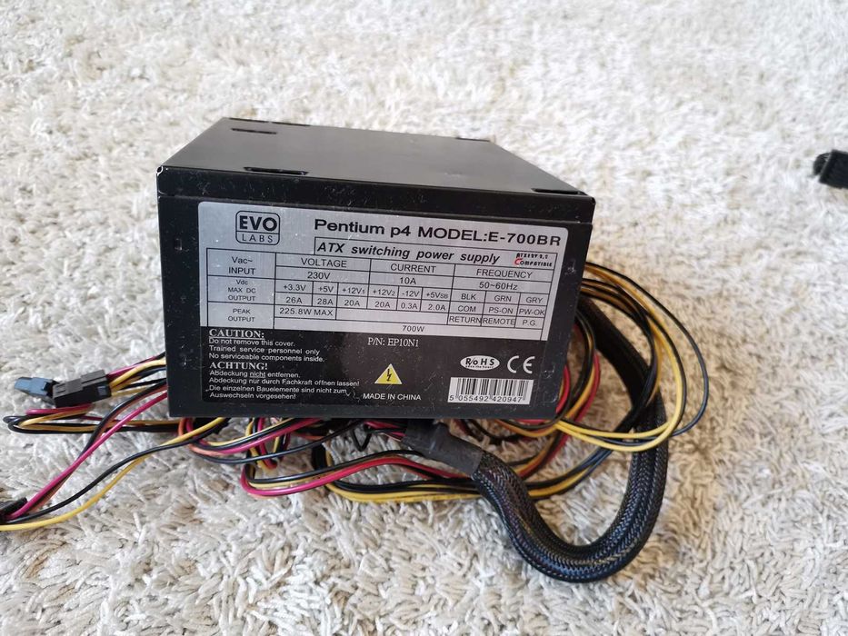ZasiLacz 700W - Evo Labs