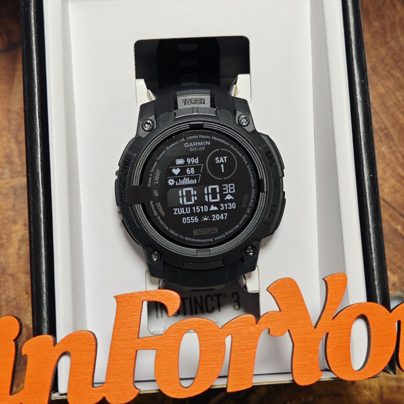 Garmin Instinct 3 (45 мм) Solar Tactical Edition 010-02934-50