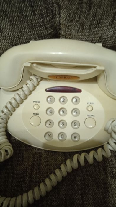 Телефон стационарный, цвет белый, Польша