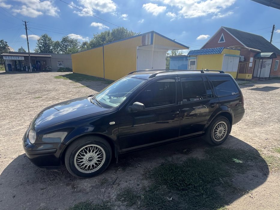 Продам автомобиль Golf 4