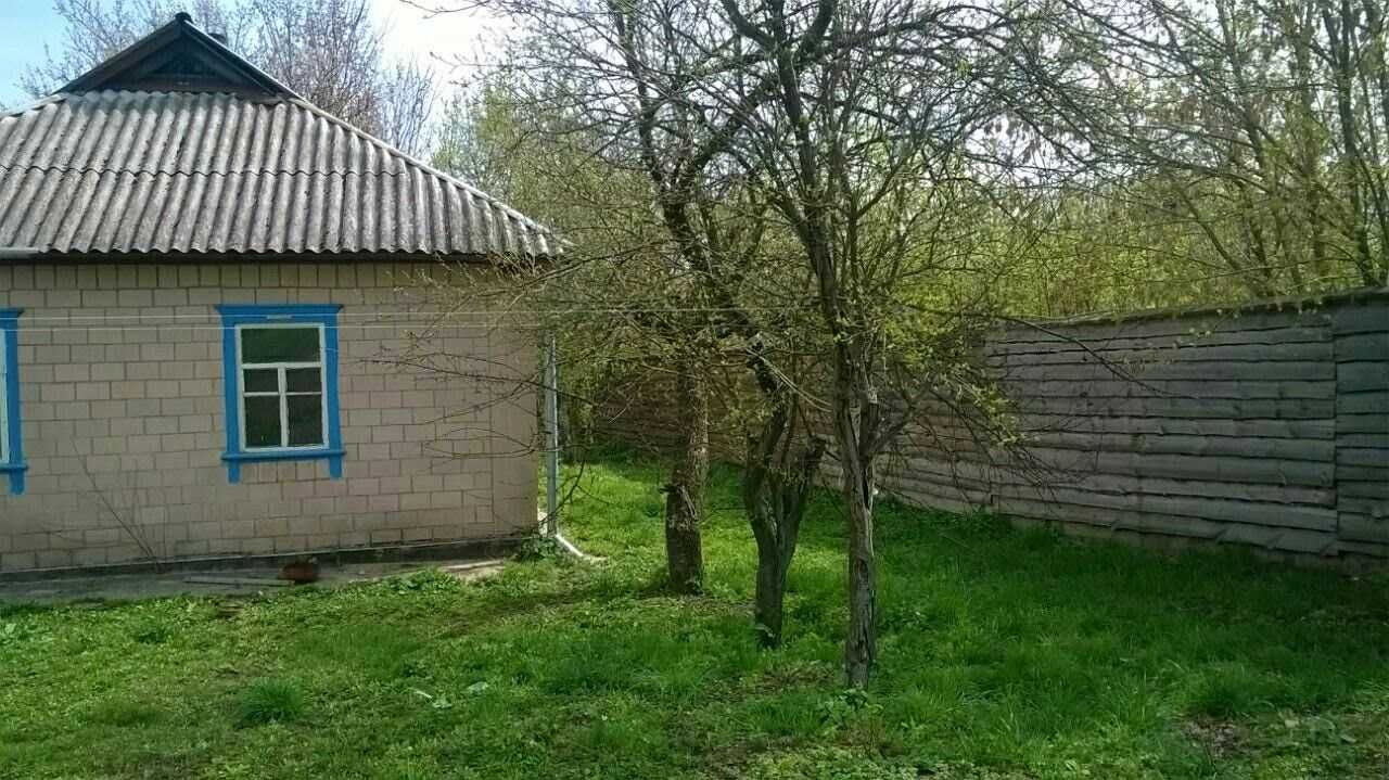 Перша лінія до р. Боровиця, що через 450 метрів впадає в річку Рось