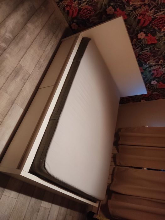 Łóżko IKEA MALM 140x200 białe z 2 szufladami stelażem i materacem