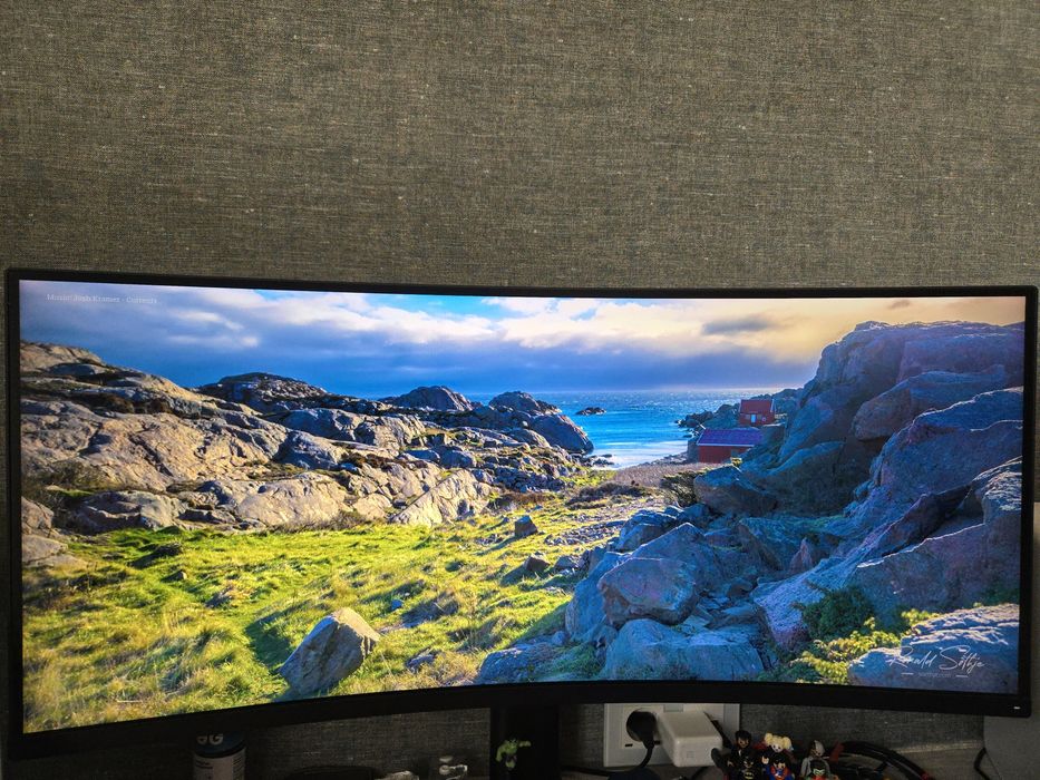 Монітор Xiaomi Mi Curved Monitor 34
