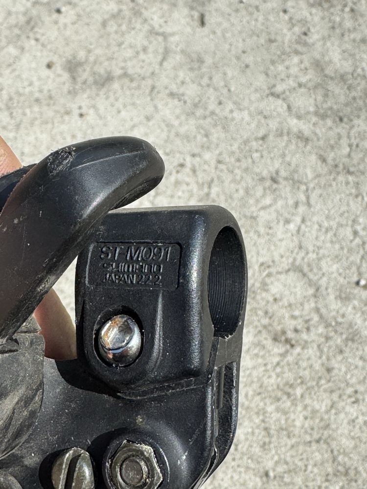 klamkomanetki shimano deore XT ST-M091 3x7