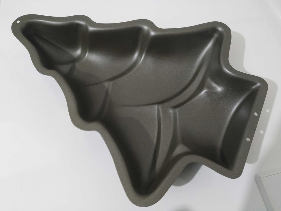 Formas de bolos (Pai Natal, pinheiro, foguetão, angel food)