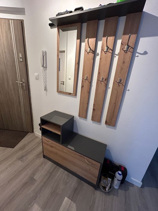 Sprzedam meble do przedpokoju, stan idealny.