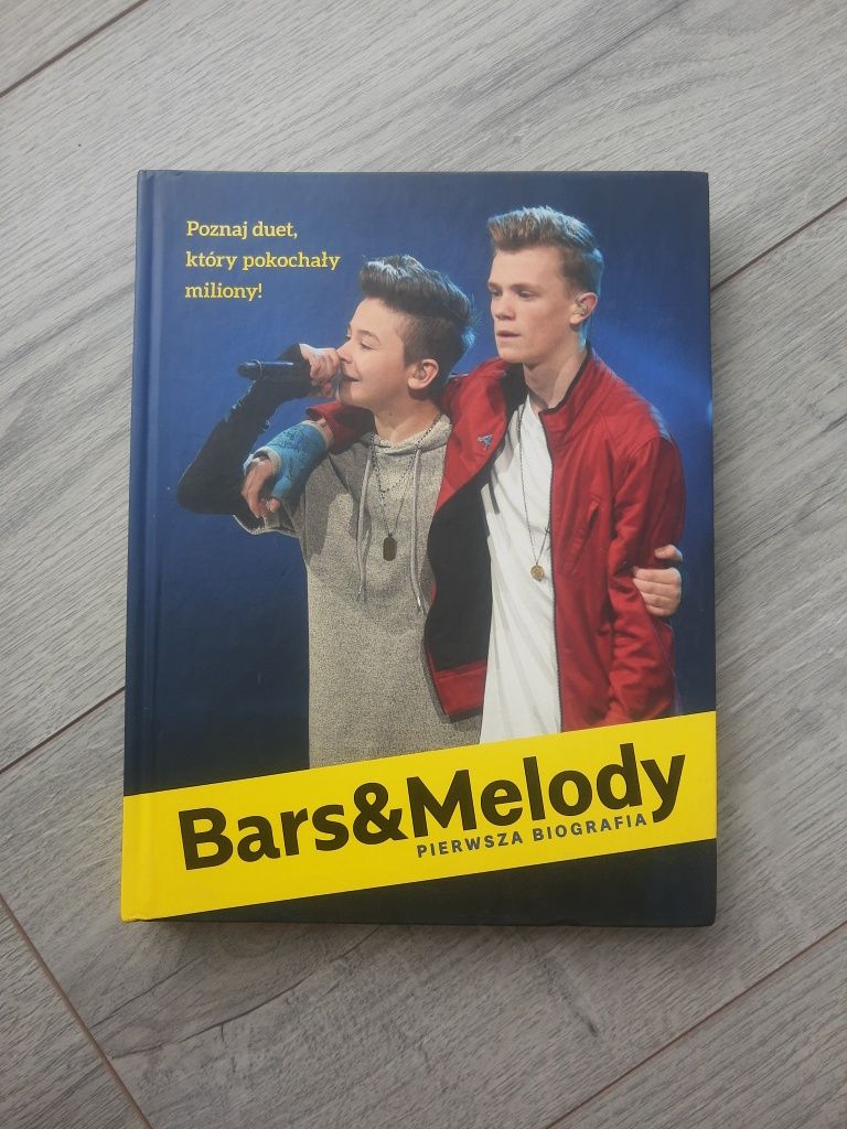 Bars&Melody - pierwsza biografia