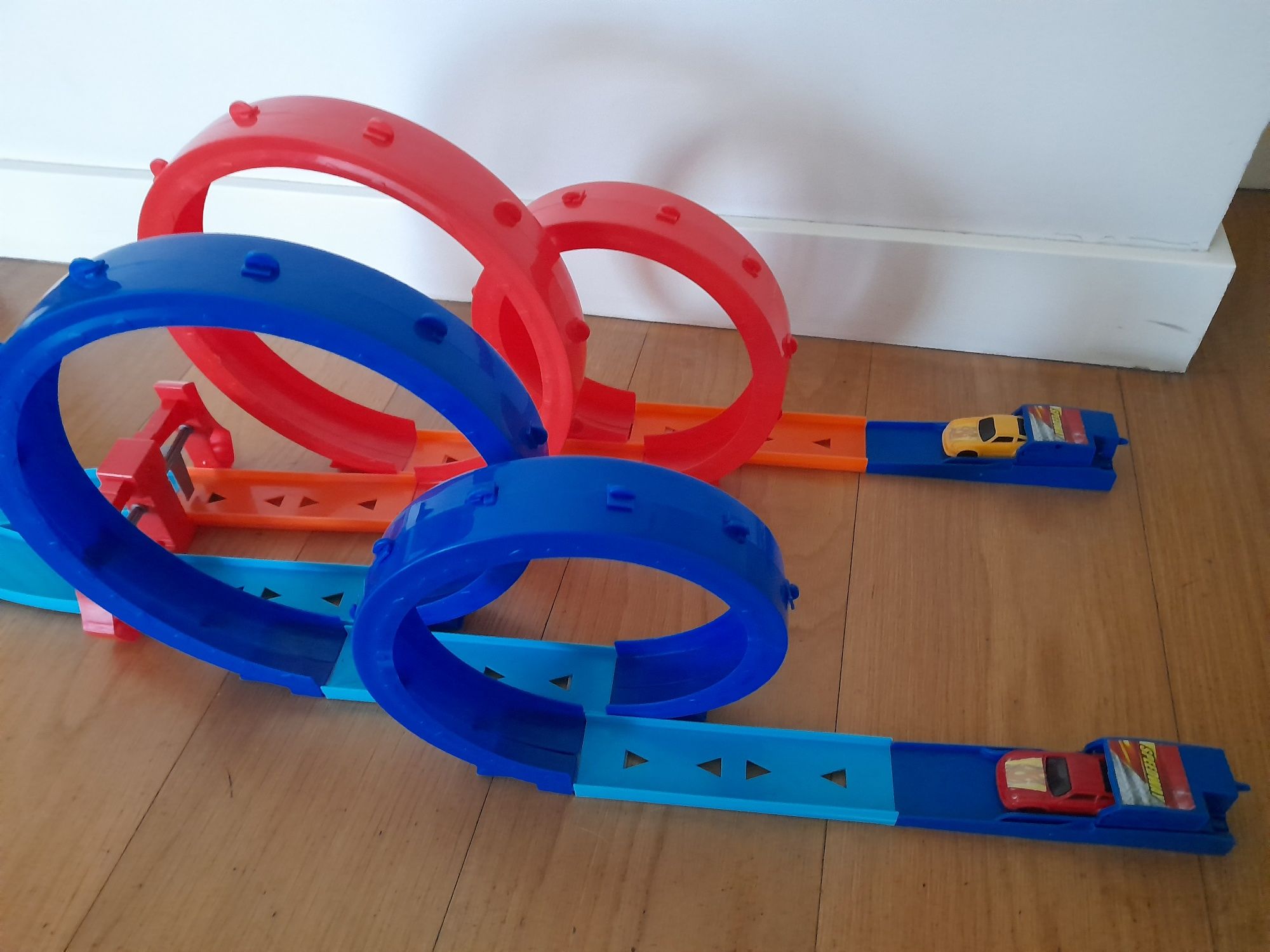 Pista dupla com lançador- Speed Wheels
