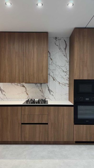 БЕЗ КОМІСІЇ!!! модна 1 кімнатна квартира з сучасним ремонтом. ЦЕНТР