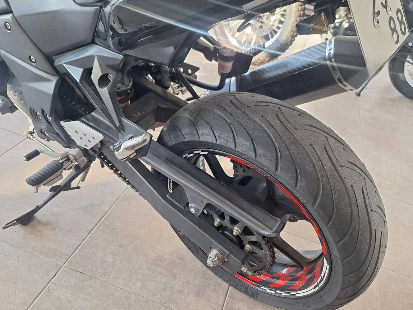 Kawasaki Z750 Escape Scorpion homologado