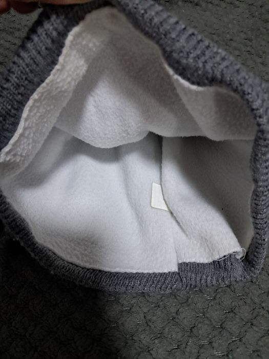 Czapki zimowe 2 sztuki damskie rozmiar uniwersalny