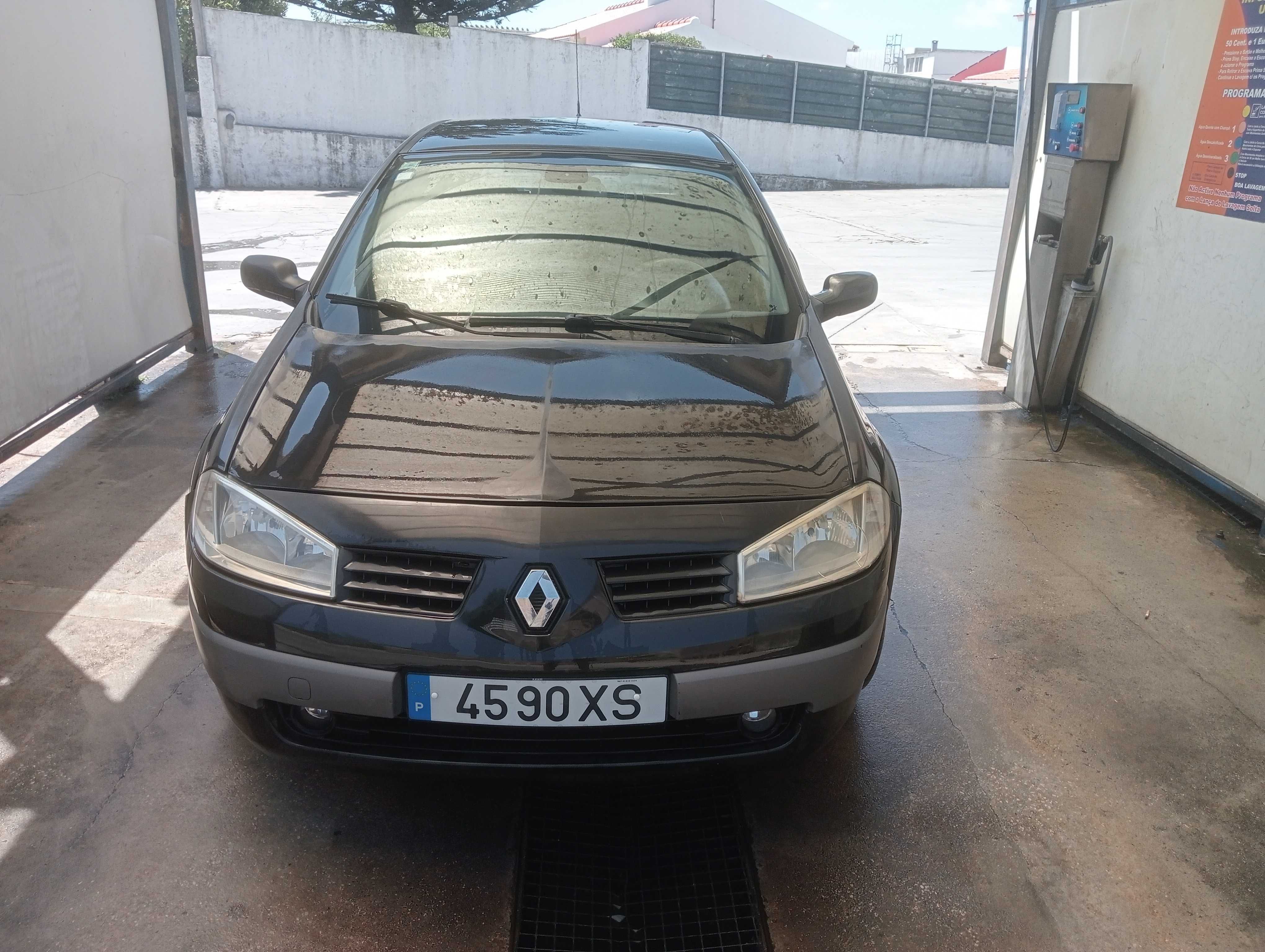 Renault Megane a gasóleo de 5 lugares ano 2005