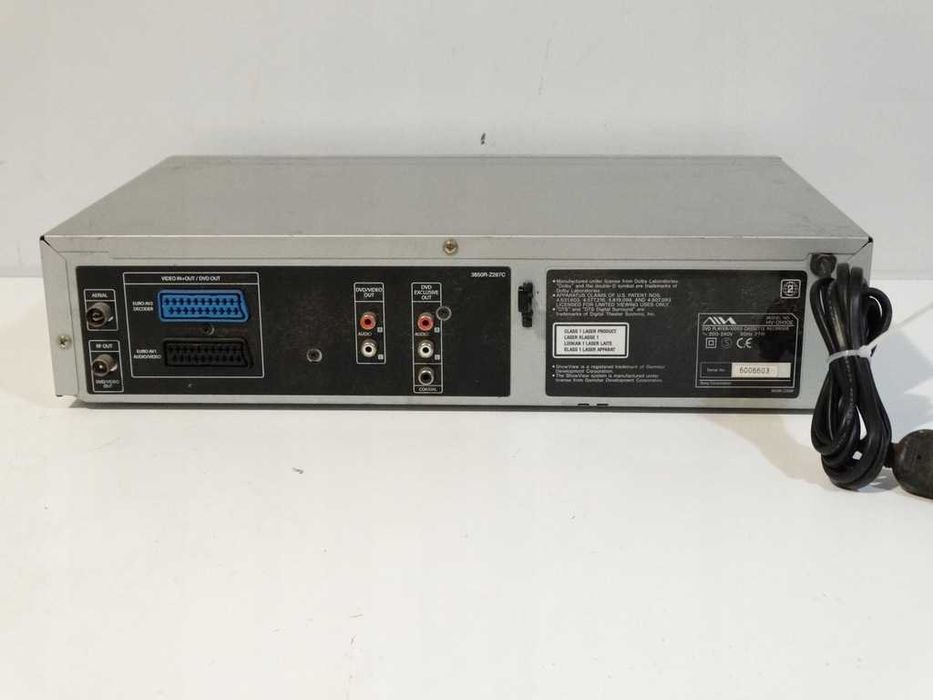 AIWA HV-DH10E Magnetowid VHS DVD Combo 6HD Hi-Fi Stereo mp3