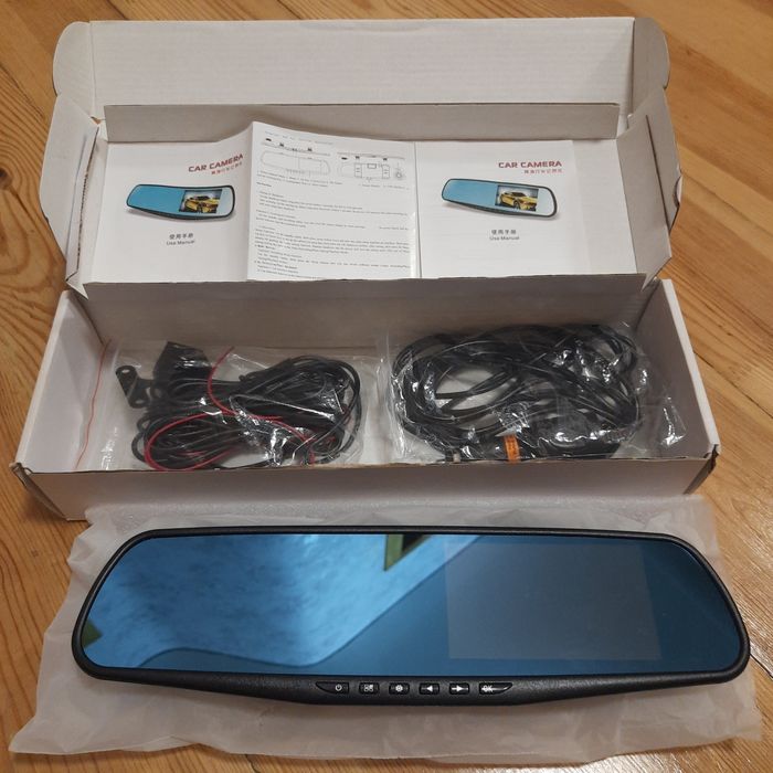 Відеореєстратор зеркало камера заднього виду