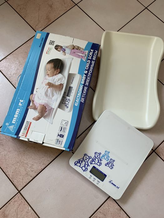 Электронные весы для новорожденных momert