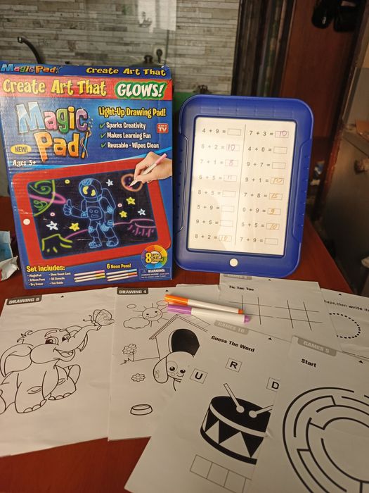 Дитячий планшет ( дошка) для малювання з підсвічуванням Magic Pad Delu