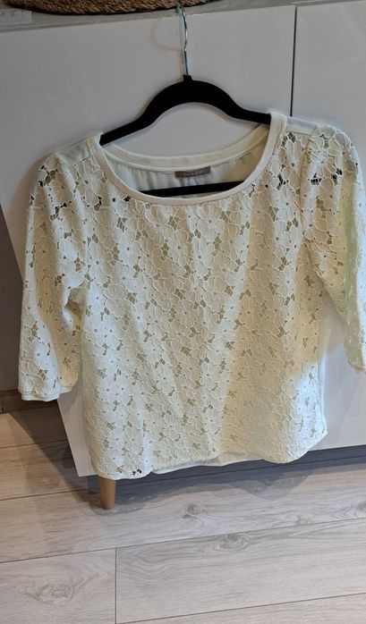 Biała, kremowa bluzka koszulowa elegancka Orsay M