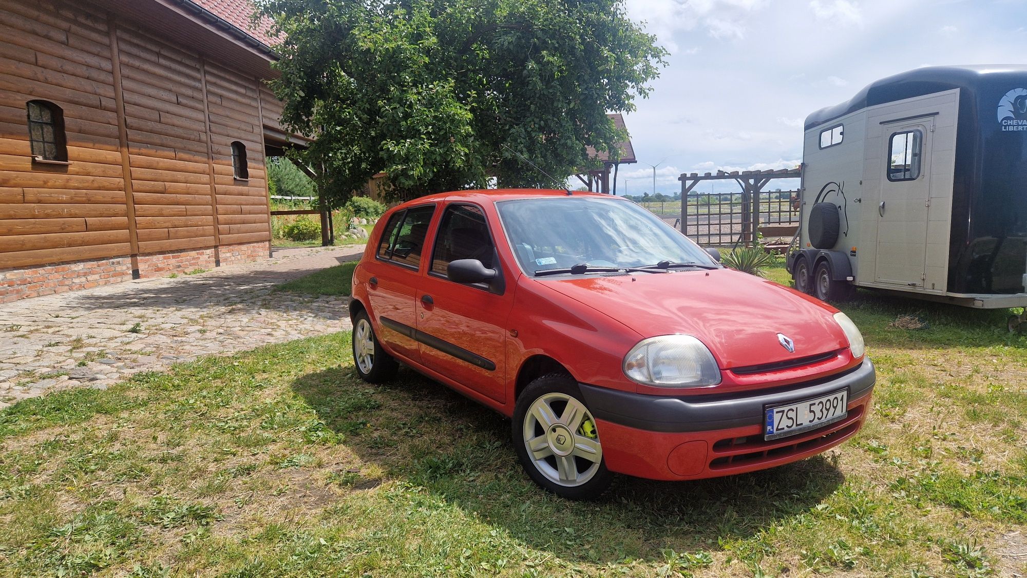 Clio 1.2 8v, 2000r, bardzo zadbane