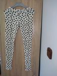 Getry legginsy białe w gwiazdki