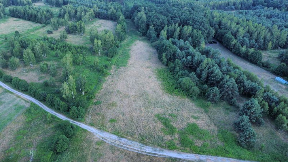 Działka budowlana 47 ar z możliwością dokupienia sąsiadującej działki.