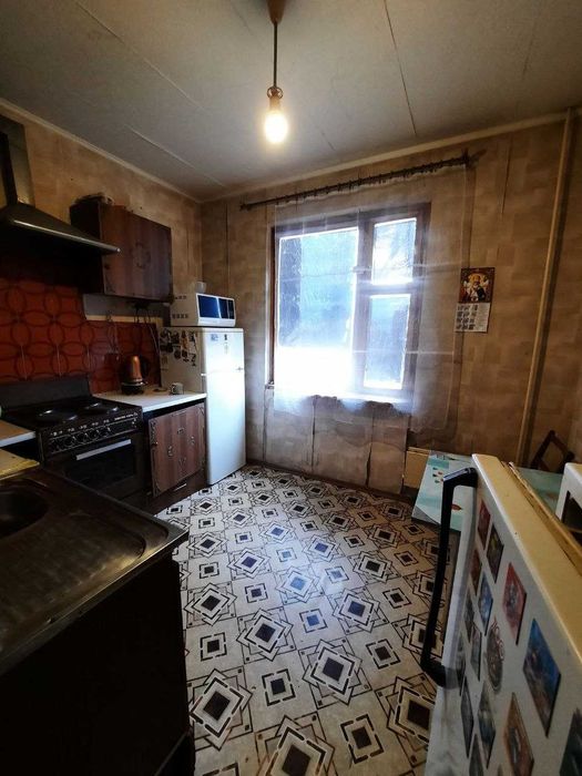 Сдам комнату в 3-комн,квартире по ул.Милославская Троещина