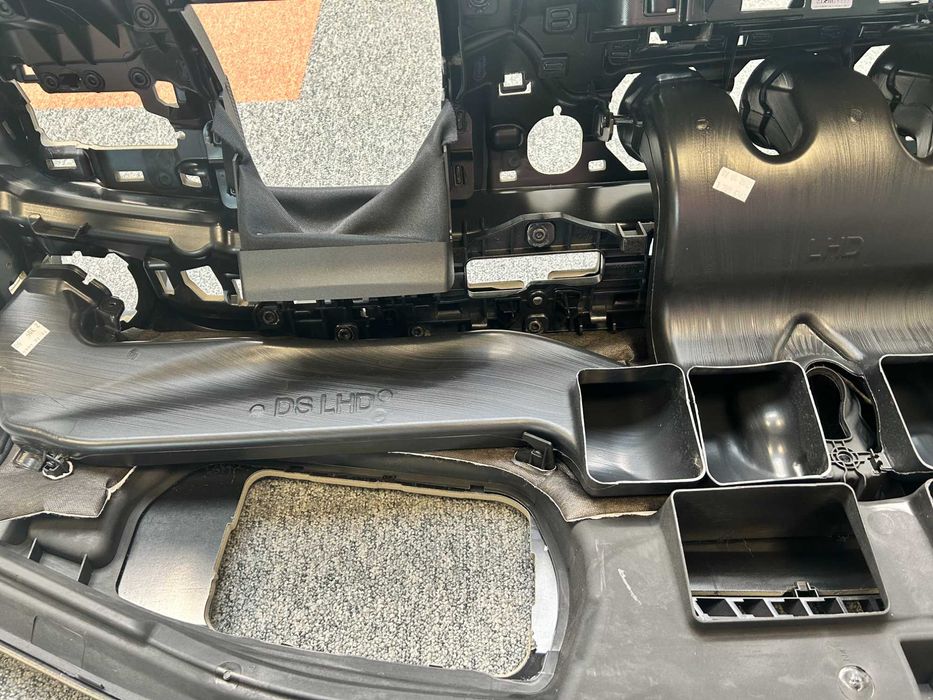 Mercedes Benz OE deska kokpit konsola CLA A Klasa A.177.680.63.02