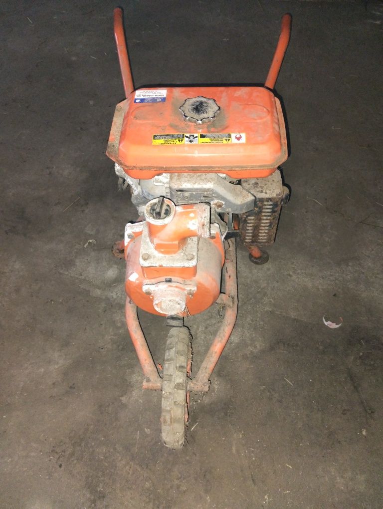 Motobomba kubota gh 130