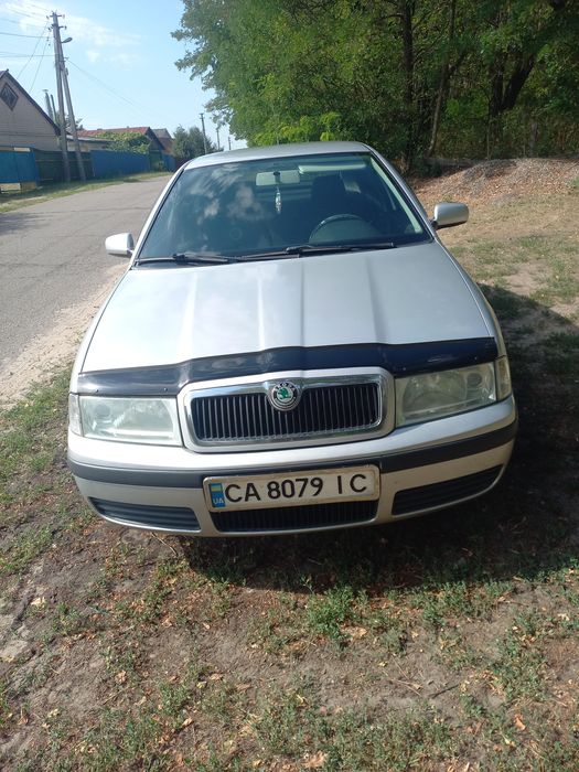 Продаю шкоду октавію тур