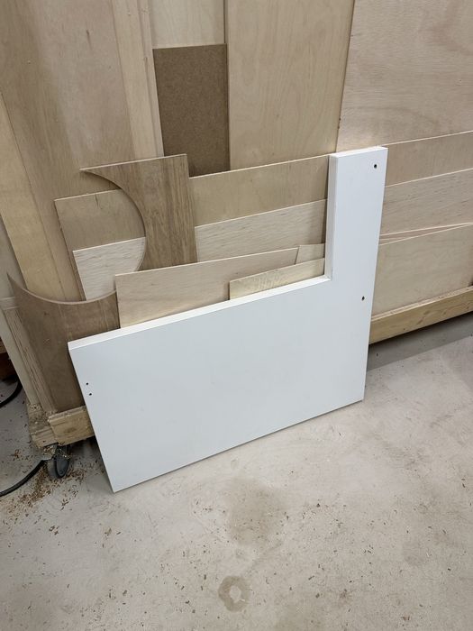 Niski bok do łóżka hemnes prawy lub lewy.