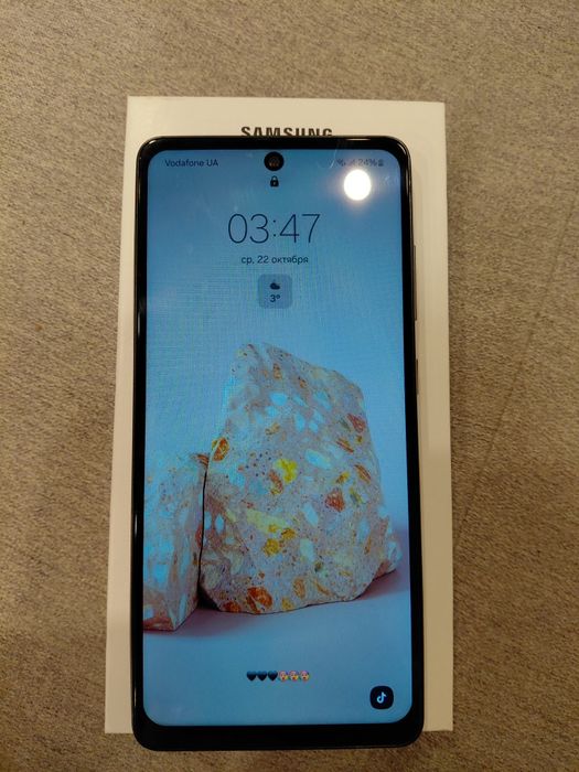 Телефон Samsung A52