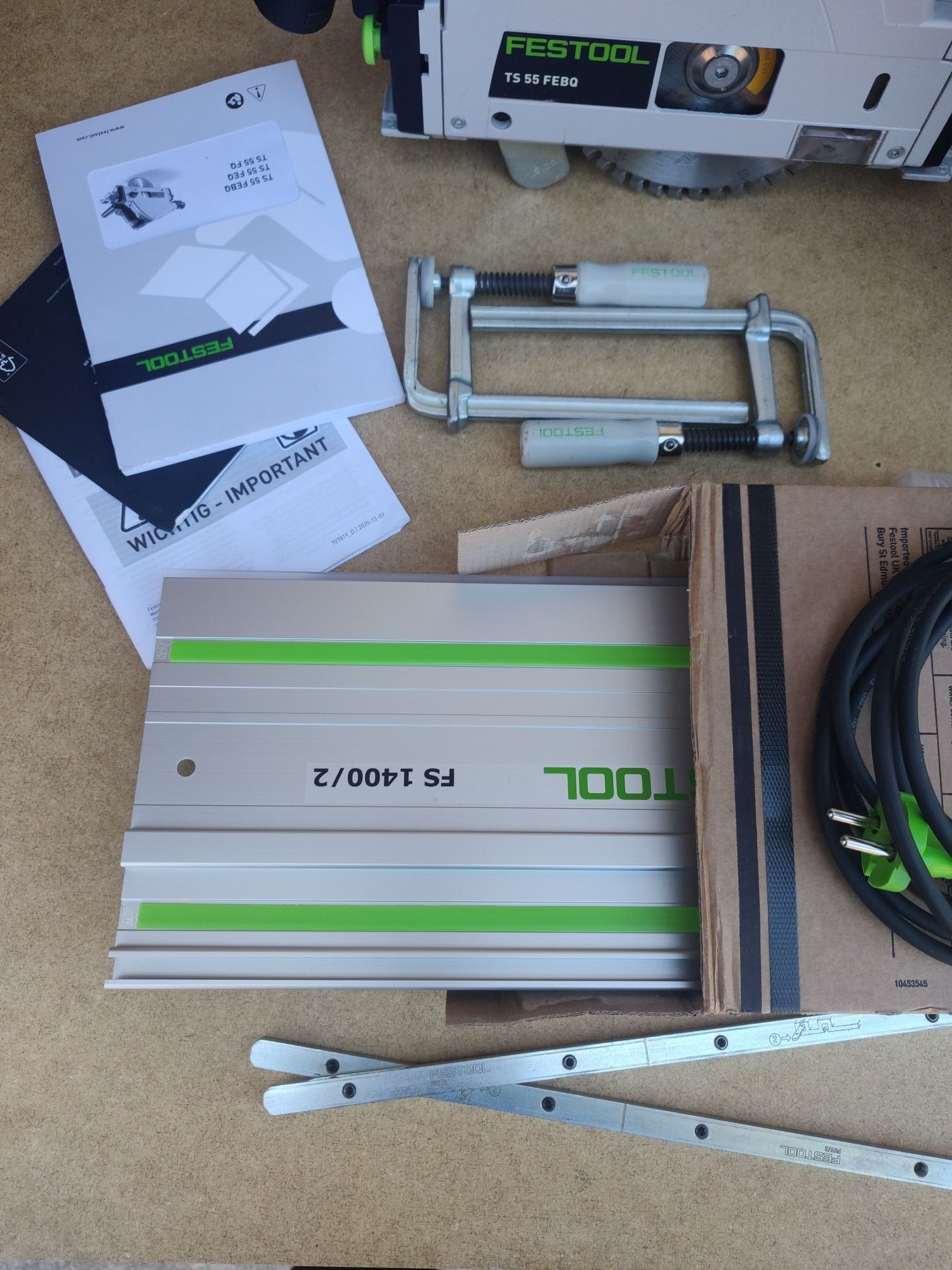 Festool TS 55 FEBQ-Plus-FS - piła zagłębiarka z listwą