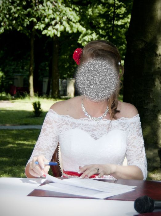 Piękna suknia ślubna; rozm. 36/38; rybka, syrenka, koronka, cekiny