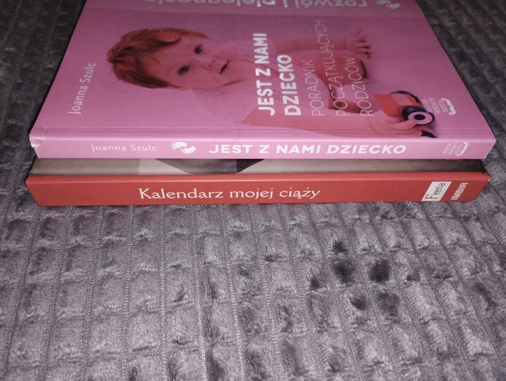 Książka Kalendarz mojej ciąży + Jest z nami dziecko poradnik