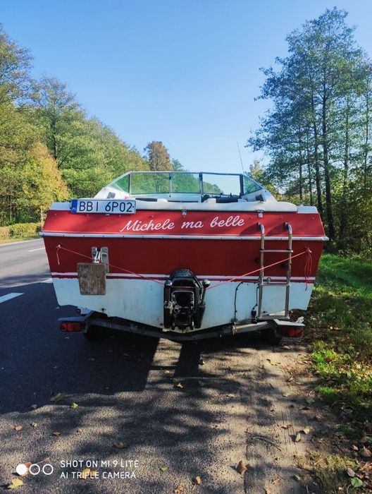 Chris Craft łódź motorowa jacht kabina przyczepa podlodziowa