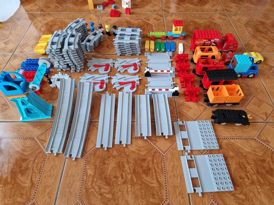 ZESTAW LEGO DUPLO pociągi + inne