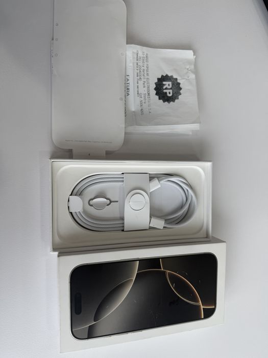 Iphone 16 pro 128gb com fatura e como novo!