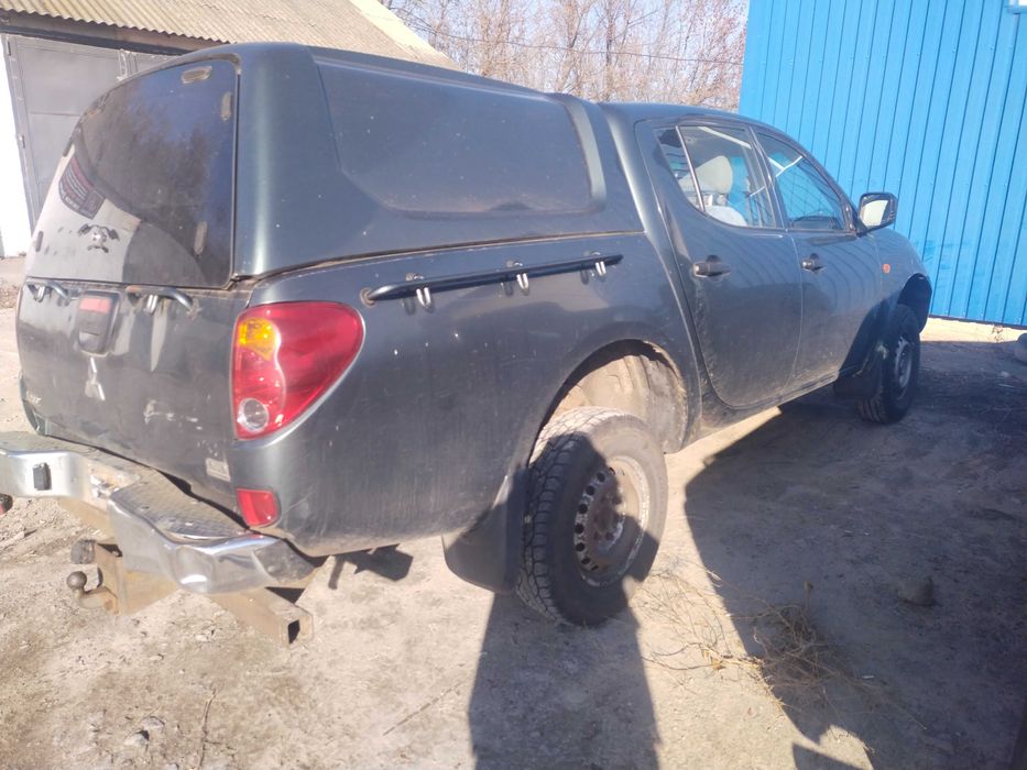 Mitsubishi l 200 4*4