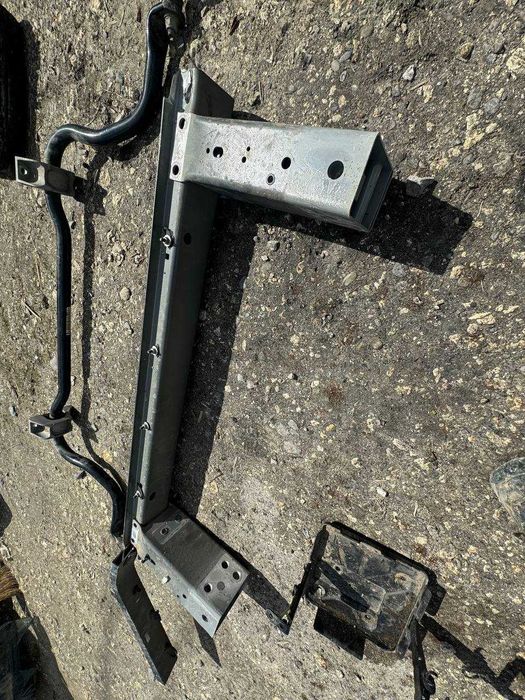 Передній Підсилювач до Jaguar I-Pace X590